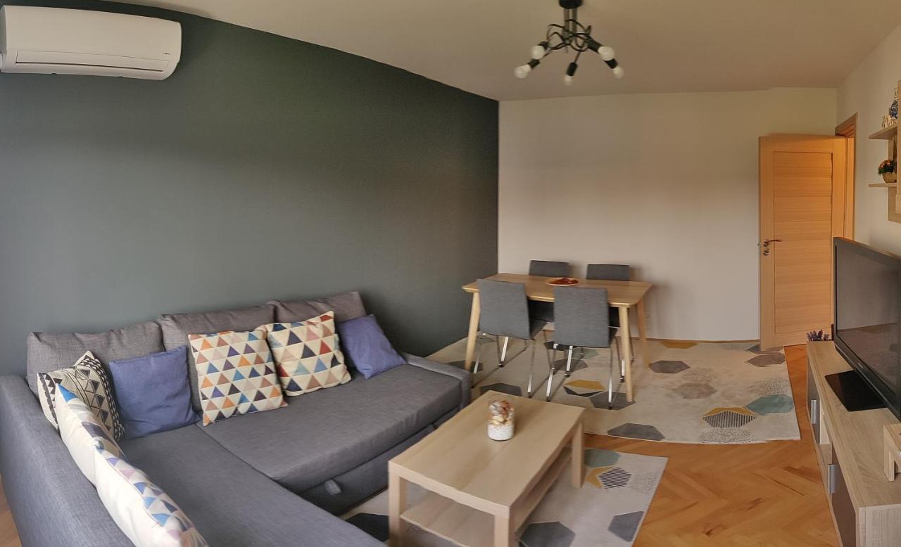 Modern&Cozy Apartment Piteşti Exterior foto